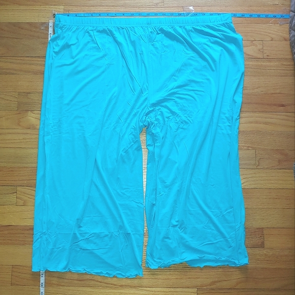 Turquoise Blue Bamboo Pajamas Ruffle Set Short Sleeve Capri Bottoms Womens 4X - Picture 10 of 13